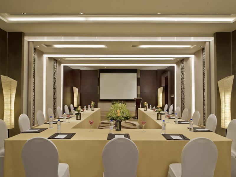 Country Inn & Suites By Radisson, Bengaluru Hebbal Road Eksteriør billede