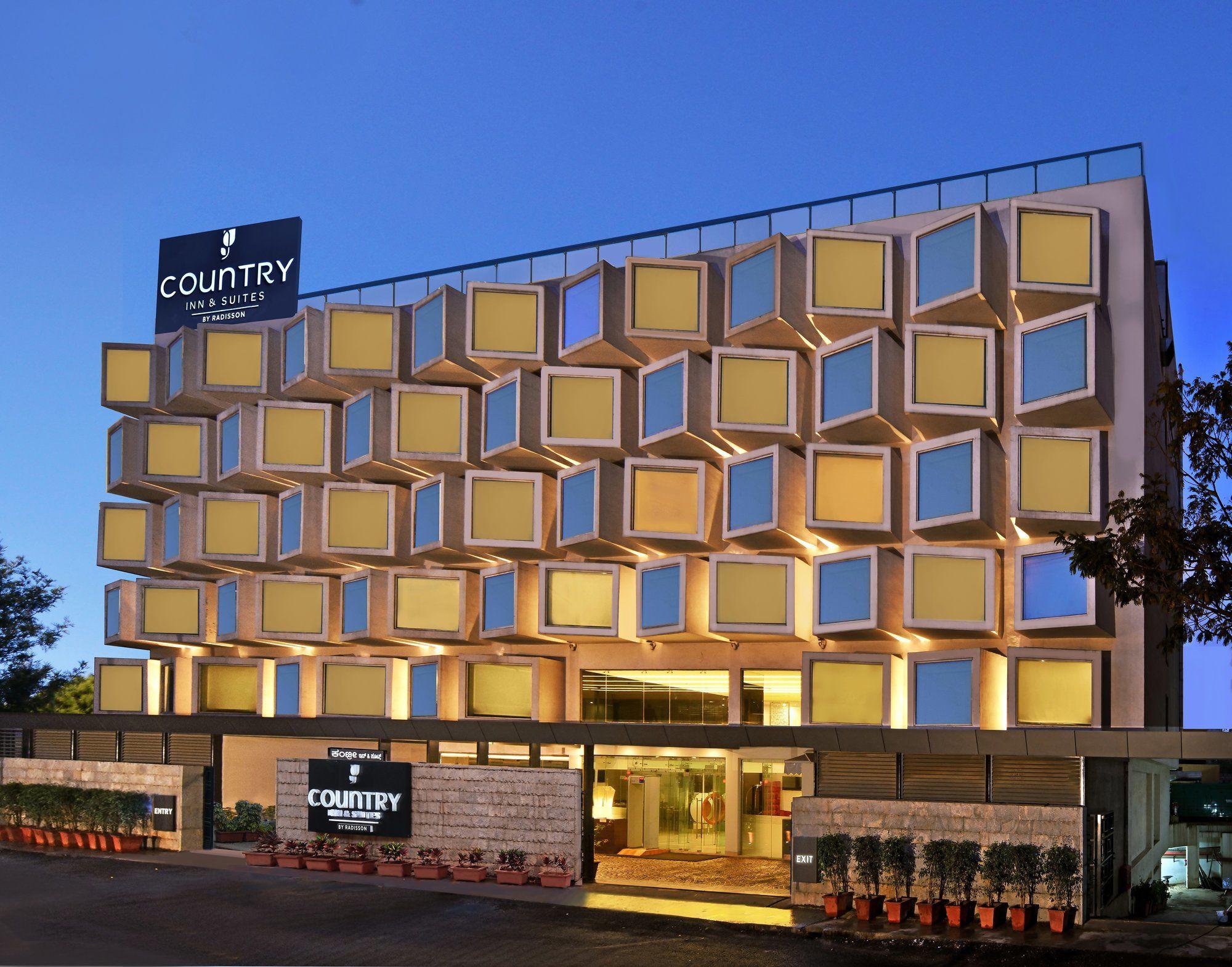 Country Inn & Suites By Radisson, Bengaluru Hebbal Road Eksteriør billede